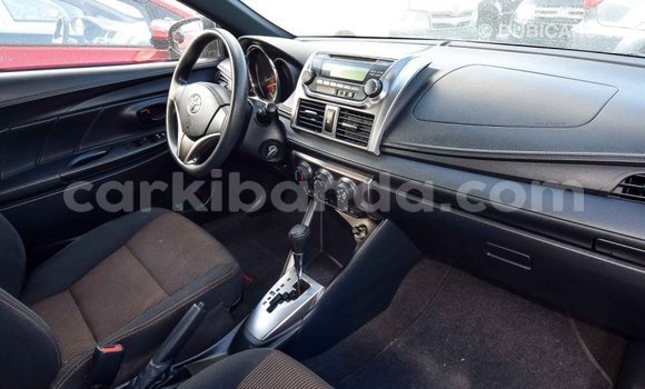Nunua Imported Toyota Yaris Nyeusi Gari ndani ya Import - Dubai nchini Uganda Nunua Imported Toyota Yaris Nyeusi Gari ndani ya Import - Dubai nchini Uganda