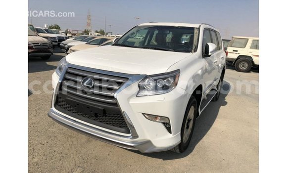 Acheter Import Voiture Lexus GX Blanc à Import - Dubai, Ouganda Acheter Import Voiture Lexus GX Blanc à Import - Dubai, Ouganda
