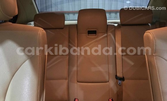 Nunua Imported BMW C Nyeupe Bike ndani ya Import - Dubai nchini Uganda Nunua Imported BMW C Nyeupe Bike ndani ya Import - Dubai nchini Uganda