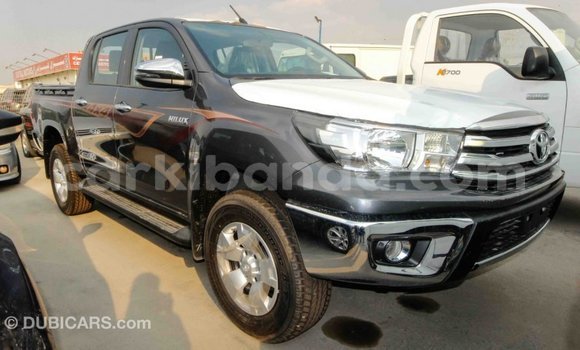 Nunua Imported Toyota Hilux Nyingine Gari ndani ya Import - Dubai nchini Uganda Nunua Imported Toyota Hilux Nyingine Gari ndani ya Import - Dubai nchini Uganda