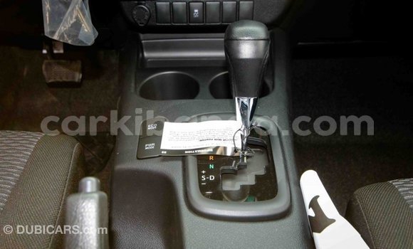 Nunua Imported Toyota Hilux Nyingine Gari ndani ya Import - Dubai nchini Uganda Nunua Imported Toyota Hilux Nyingine Gari ndani ya Import - Dubai nchini Uganda