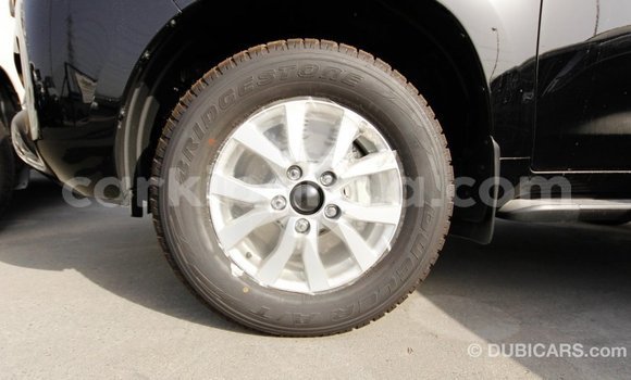 Nunua Imported Toyota Land Cruiser Nyeusi Gari ndani ya Import - Dubai nchini Uganda Nunua Imported Toyota Land Cruiser Nyeusi Gari ndani ya Import - Dubai nchini Uganda