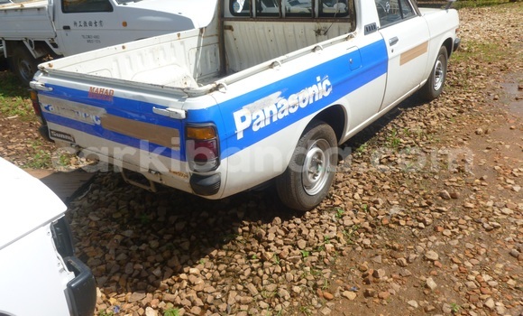 Buy New Nissan UNKNOWN White Car in Kampala in Uganda