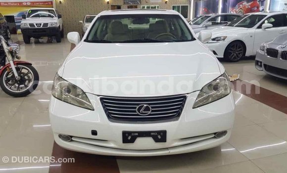 Buy Import Lexus ES White Car in Import - Dubai in Uganda Buy Import Lexus ES White Car in Import - Dubai in Uganda