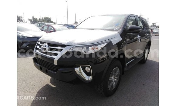 Gura Imported Toyota Fortuner Black Imodoka i Import - Dubai mu Uganda Gura Imported Toyota Fortuner Black Imodoka i Import - Dubai mu Uganda