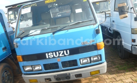 Buy New Isuzu Wizard Blue Car in Arua in Uganda