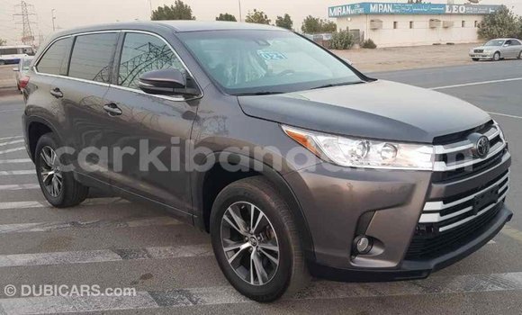 Buy Import Toyota Highlander Other Car in Import - Dubai in Uganda Buy Import Toyota Highlander Other Car in Import - Dubai in Uganda