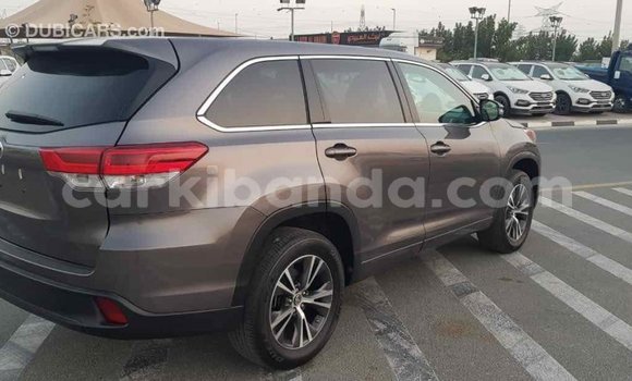 Buy Import Toyota Highlander Other Car in Import - Dubai in Uganda Buy Import Toyota Highlander Other Car in Import - Dubai in Uganda