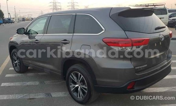 Buy Import Toyota Highlander Other Car in Import - Dubai in Uganda Buy Import Toyota Highlander Other Car in Import - Dubai in Uganda