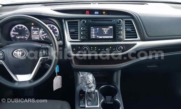 Buy Import Toyota Highlander Other Car in Import - Dubai in Uganda Buy Import Toyota Highlander Other Car in Import - Dubai in Uganda