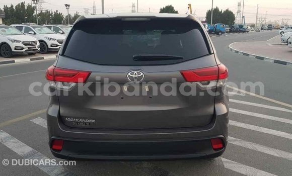 Buy Import Toyota Highlander Other Car in Import - Dubai in Uganda Buy Import Toyota Highlander Other Car in Import - Dubai in Uganda