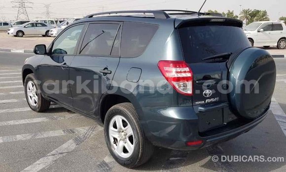 Gura Imported Toyota RAV4 Green Imodoka i Import - Dubai mu Uganda Gura Imported Toyota RAV4 Green Imodoka i Import - Dubai mu Uganda