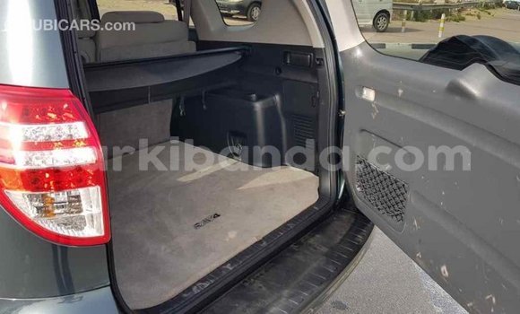 Gura Imported Toyota RAV4 Green Imodoka i Import - Dubai mu Uganda Gura Imported Toyota RAV4 Green Imodoka i Import - Dubai mu Uganda