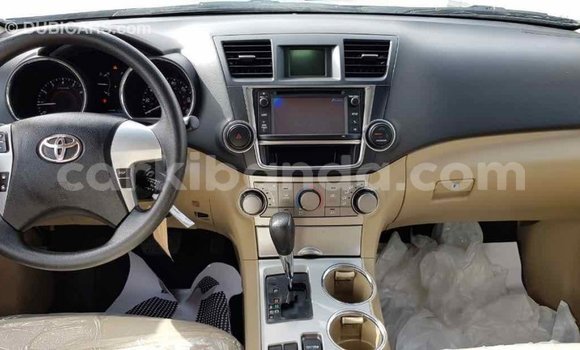 Buy Import Toyota Highlander Black Car in Import - Dubai in Uganda Buy Import Toyota Highlander Black Car in Import - Dubai in Uganda