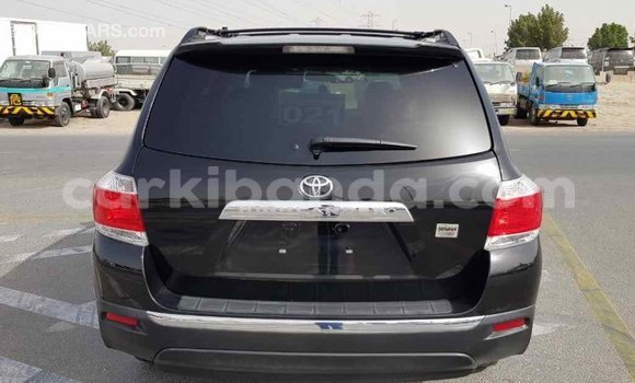 Buy Import Toyota Highlander Black Car in Import - Dubai in Uganda Buy Import Toyota Highlander Black Car in Import - Dubai in Uganda