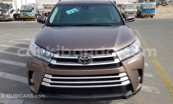 Buy Import Toyota Highlander Brown Car in Import - Dubai in Uganda Buy Import Toyota Highlander Brown Car in Import - Dubai in Uganda