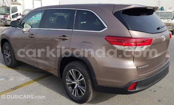 Buy Import Toyota Highlander Brown Car in Import - Dubai in Uganda Buy Import Toyota Highlander Brown Car in Import - Dubai in Uganda