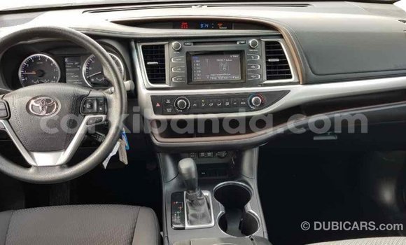 Buy Import Toyota Highlander Brown Car in Import - Dubai in Uganda Buy Import Toyota Highlander Brown Car in Import - Dubai in Uganda