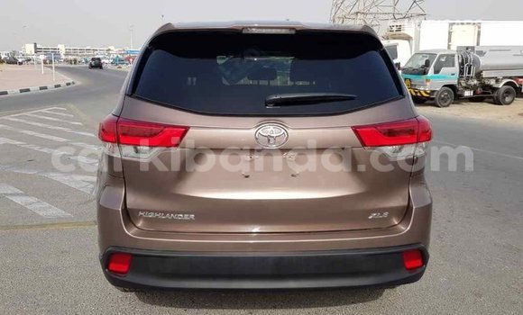Buy Import Toyota Highlander Brown Car in Import - Dubai in Uganda Buy Import Toyota Highlander Brown Car in Import - Dubai in Uganda