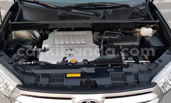 Buy Import Toyota Highlander Green Car in Import - Dubai in Uganda Buy Import Toyota Highlander Green Car in Import - Dubai in Uganda