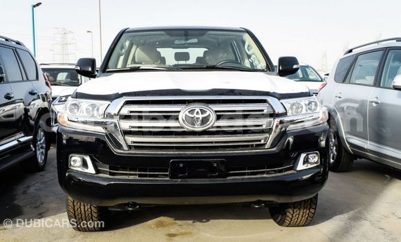 Nunua Imported Toyota Land Cruiser Nyeusi Gari ndani ya Import - Dubai nchini Uganda Nunua Imported Toyota Land Cruiser Nyeusi Gari ndani ya Import - Dubai nchini Uganda
