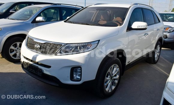 Nunua Imported Kia Sorento Nyeupe Gari ndani ya Import - Dubai nchini Uganda Nunua Imported Kia Sorento Nyeupe Gari ndani ya Import - Dubai nchini Uganda