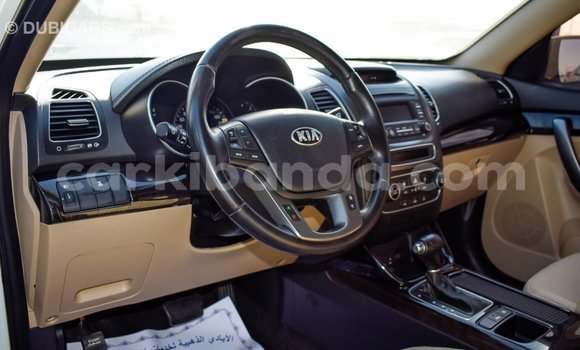 Nunua Imported Kia Sorento Nyeupe Gari ndani ya Import - Dubai nchini Uganda Nunua Imported Kia Sorento Nyeupe Gari ndani ya Import - Dubai nchini Uganda