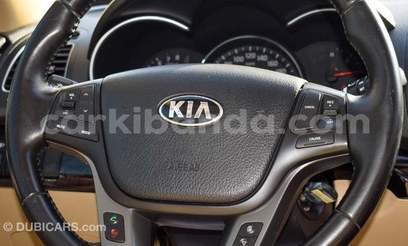 Nunua Imported Kia Sorento Nyeupe Gari ndani ya Import - Dubai nchini Uganda Nunua Imported Kia Sorento Nyeupe Gari ndani ya Import - Dubai nchini Uganda