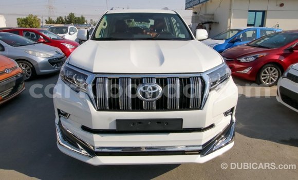 Nunua Imported Toyota Prado Nyeupe Gari ndani ya Import - Dubai nchini Uganda Nunua Imported Toyota Prado Nyeupe Gari ndani ya Import - Dubai nchini Uganda