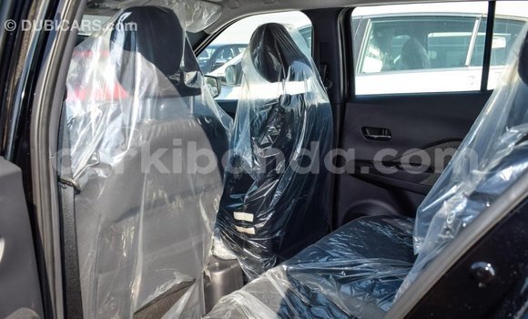 Nunua Imported Nissan Evalia Nyeusi Lori ndani ya Import - Dubai nchini Uganda Nunua Imported Nissan Evalia Nyeusi Lori ndani ya Import - Dubai nchini Uganda