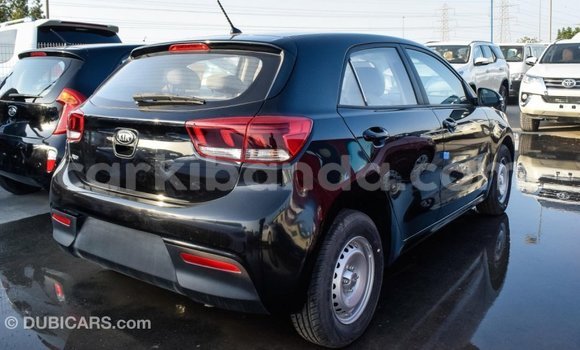 Nunua Imported Kia Rio Nyeusi Gari ndani ya Import - Dubai nchini Uganda Nunua Imported Kia Rio Nyeusi Gari ndani ya Import - Dubai nchini Uganda