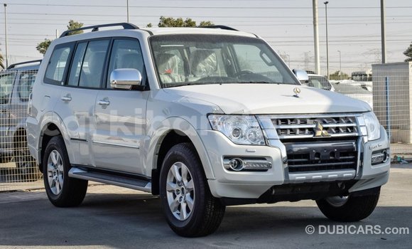 Gura Imported Mitsubishi Pajero White Imodoka i Import - Dubai mu Uganda Gura Imported Mitsubishi Pajero White Imodoka i Import - Dubai mu Uganda