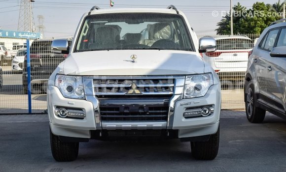 Gura Imported Mitsubishi Pajero White Imodoka i Import - Dubai mu Uganda Gura Imported Mitsubishi Pajero White Imodoka i Import - Dubai mu Uganda