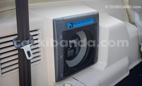 Gura Imported Mitsubishi Pajero White Imodoka i Import - Dubai mu Uganda Gura Imported Mitsubishi Pajero White Imodoka i Import - Dubai mu Uganda