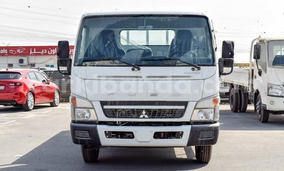 Buy Import Mitsubishi L400 White Truck in Import - Dubai in Uganda