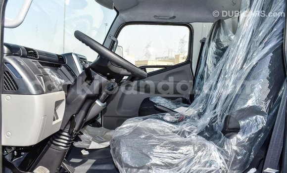 Buy Import Mitsubishi L400 White Truck in Import - Dubai in Uganda Buy Import Mitsubishi L400 White Truck in Import - Dubai in Uganda