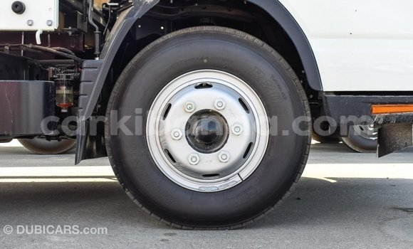 Buy Import Mitsubishi L400 White Truck in Import - Dubai in Uganda Buy Import Mitsubishi L400 White Truck in Import - Dubai in Uganda