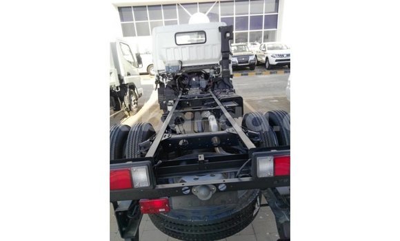 Gura Imported Mitsubishi i White Imodoka i Import - Dubai mu Uganda Gura Imported Mitsubishi i White Imodoka i Import - Dubai mu Uganda