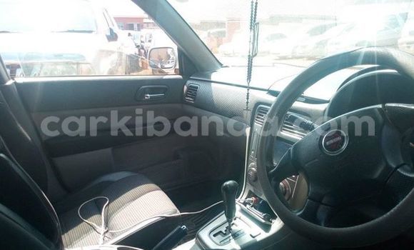 Acheter Occasion Voiture Subaru Forester Gris à Kampala, Ouganda Acheter Occasion Voiture Subaru Forester Gris à Kampala, Ouganda