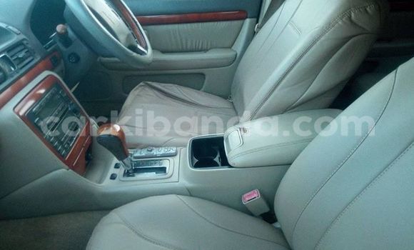 Acheter Occasion Voiture Toyota Progres Gris à Kampala, Ouganda Acheter Occasion Voiture Toyota Progres Gris à Kampala, Ouganda