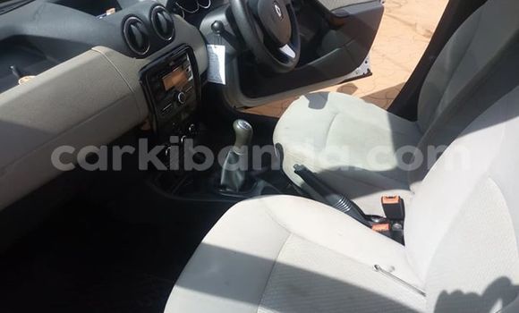 Gura Yakoze Renault Duster White Imodoka i Kampala mu Uganda Gura Yakoze Renault Duster White Imodoka i Kampala mu Uganda