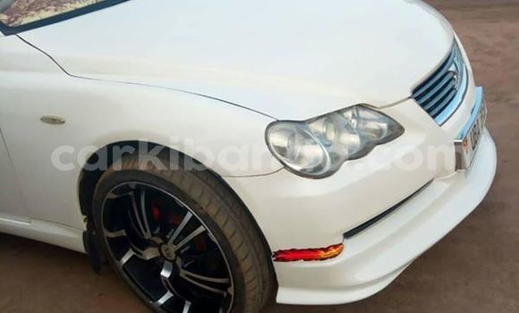 Gura Yakoze Toyota Mark X White Imodoka i Kampala mu Uganda Gura Yakoze Toyota Mark X White Imodoka i Kampala mu Uganda