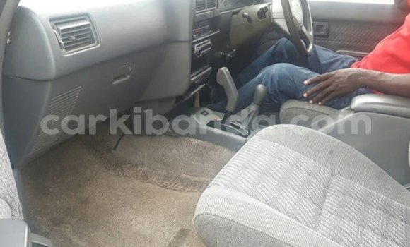 Gura Yakoze Toyota Surf Other Imodoka i Kampala mu Uganda Gura Yakoze Toyota Surf Other Imodoka i Kampala mu Uganda