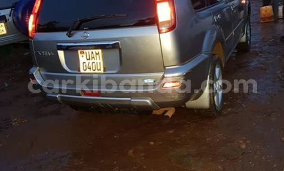 Gura Yakoze Nissan X–Trail Silver Imodoka i Kampala mu Uganda Gura Yakoze Nissan X–Trail Silver Imodoka i Kampala mu Uganda