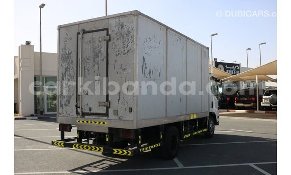 Buy Import Isuzu Rodeo White Car in Import - Dubai in Uganda