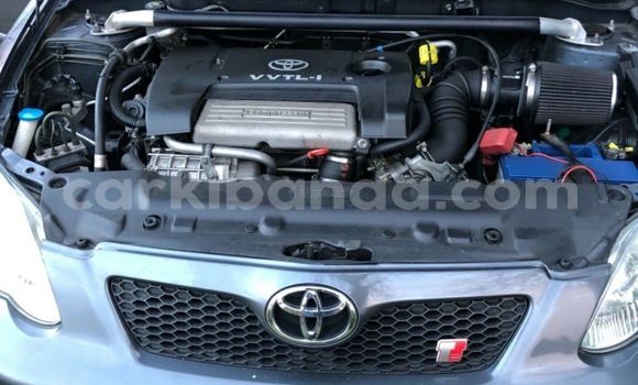 Gura Yakoze Toyota Corolla Beige Imodoka i Kampala mu Uganda Gura Yakoze Toyota Corolla Beige Imodoka i Kampala mu Uganda