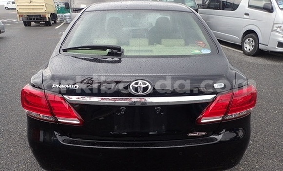 Gura Yakoze Toyota Premio Black Imodoka i Kampala mu Uganda Gura Yakoze Toyota Premio Black Imodoka i Kampala mu Uganda