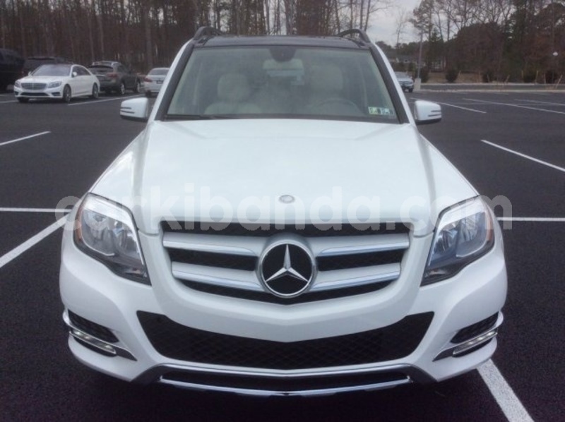 Big with watermark 2015 mercedes benz glk class pic 5198433831209983768 1024x768