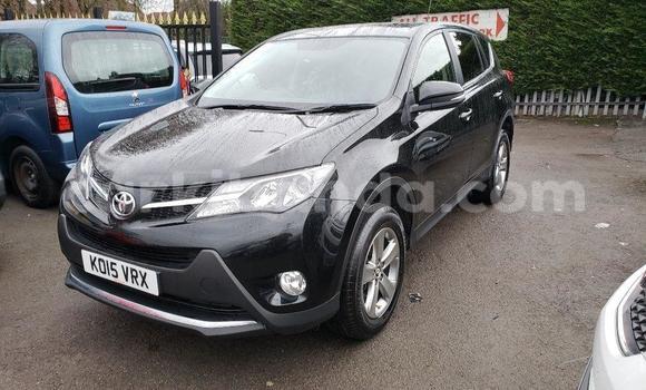 Gura Yakoze Toyota RAV4 Black Imodoka i Kampala mu Uganda Gura Yakoze Toyota RAV4 Black Imodoka i Kampala mu Uganda