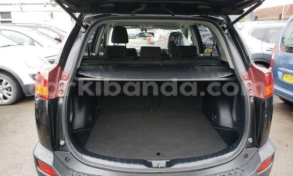 Gura Yakoze Toyota RAV4 Black Imodoka i Kampala mu Uganda Gura Yakoze Toyota RAV4 Black Imodoka i Kampala mu Uganda